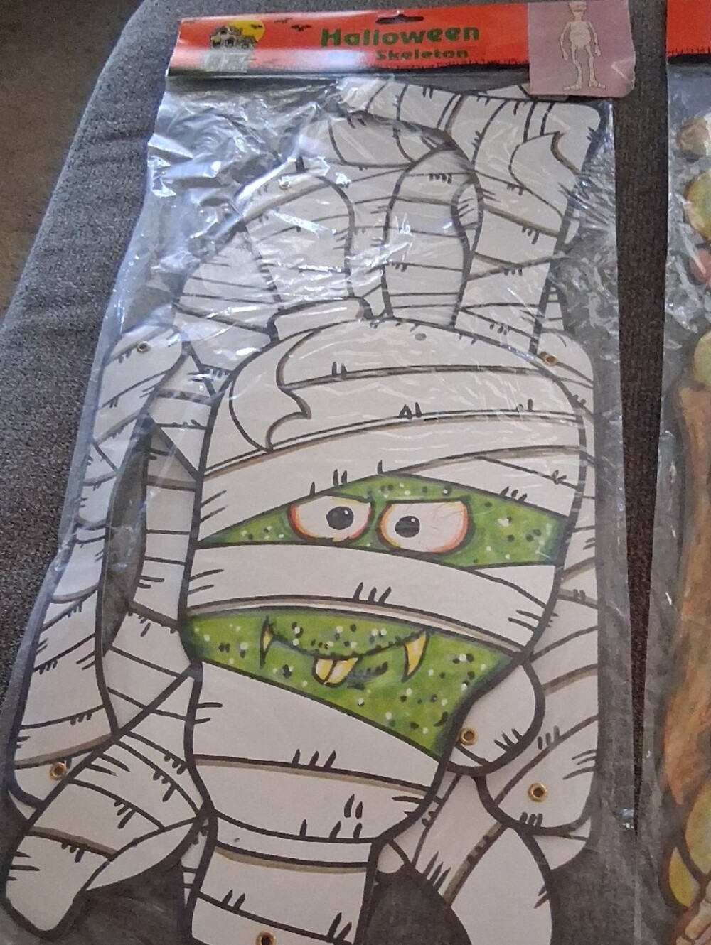 Halloween Decorations Set Of 15 Window Clings & Paper Cut Outs - Picture 7 of 10